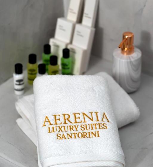 Люкс Deluxe Кровать Кинг, Aerenia Luxury Suites