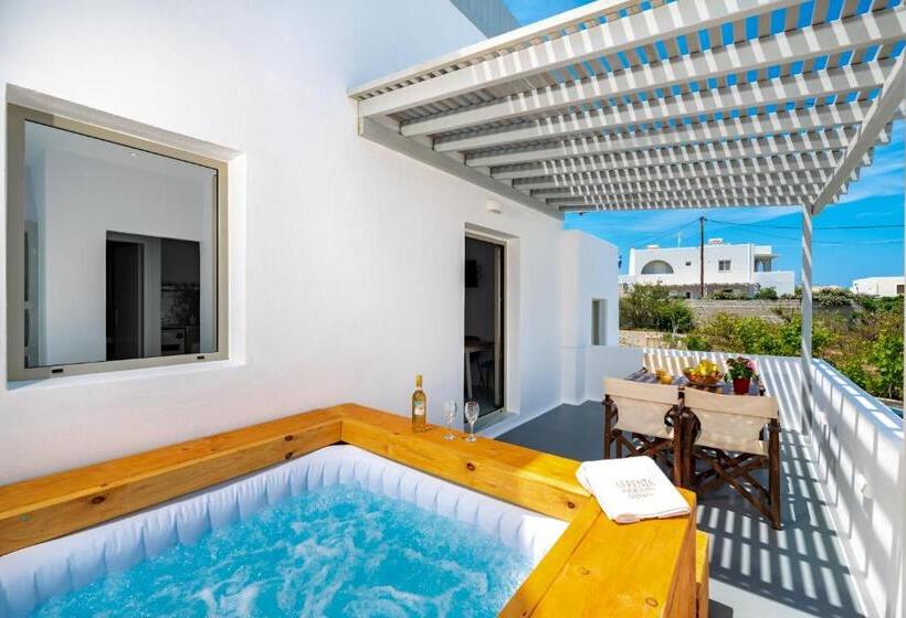 キングサイズベッドのデラックススイート, Aerenia Luxury Suites