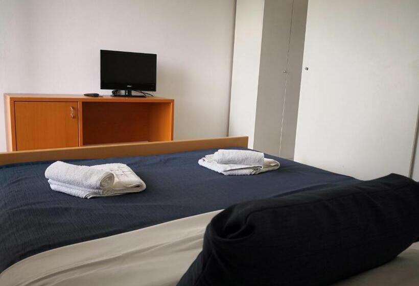 آپارتمان 1 خوابه با تراس, Apartments Dupin