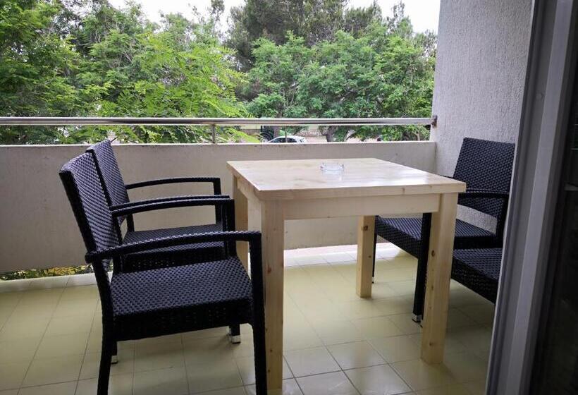 آپارتمان 1 خوابه با چشم‌انداز, Apartments Dupin