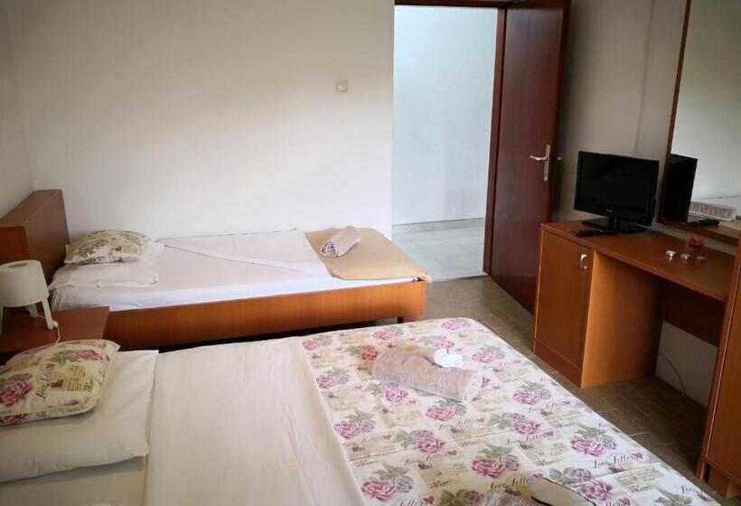 آپارتمان 1 خوابه با چشم‌انداز, Apartments Dupin