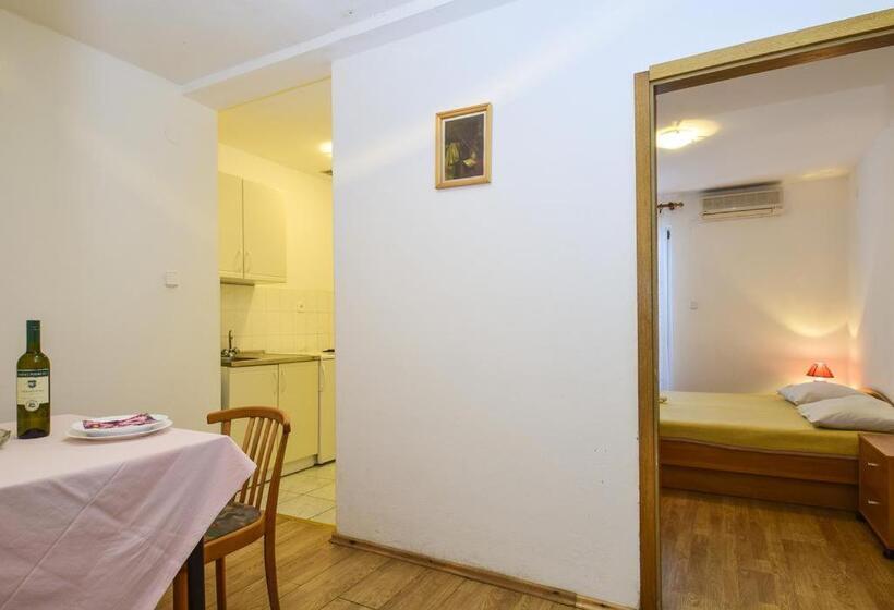 آپارتمان 1 خوابه, Apartments Dupin