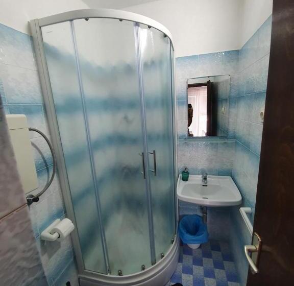 اتاق استاندارد با چشم‌انداز دریا, Apartments Dupin