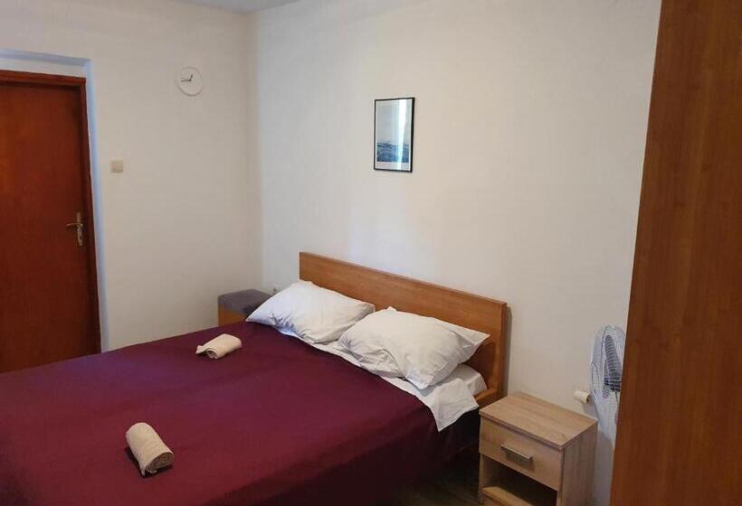 اتاق استاندارد با بالکن, Apartments Dupin