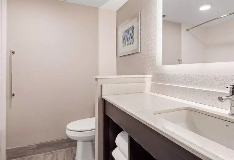 سوییت, Best Western Plus Executive Residency Nashville