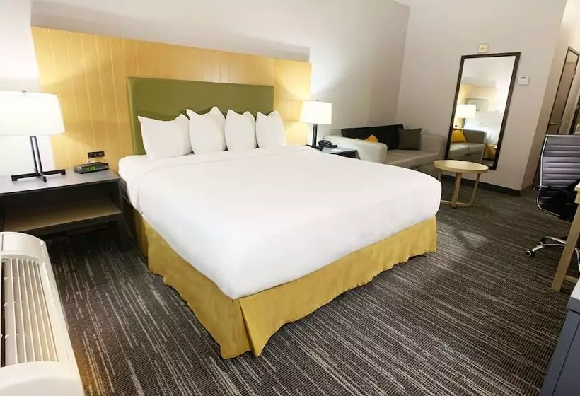 سوییت, Country Inn & Suites By Radisson, Fort Worth West L30 Nas Jrb