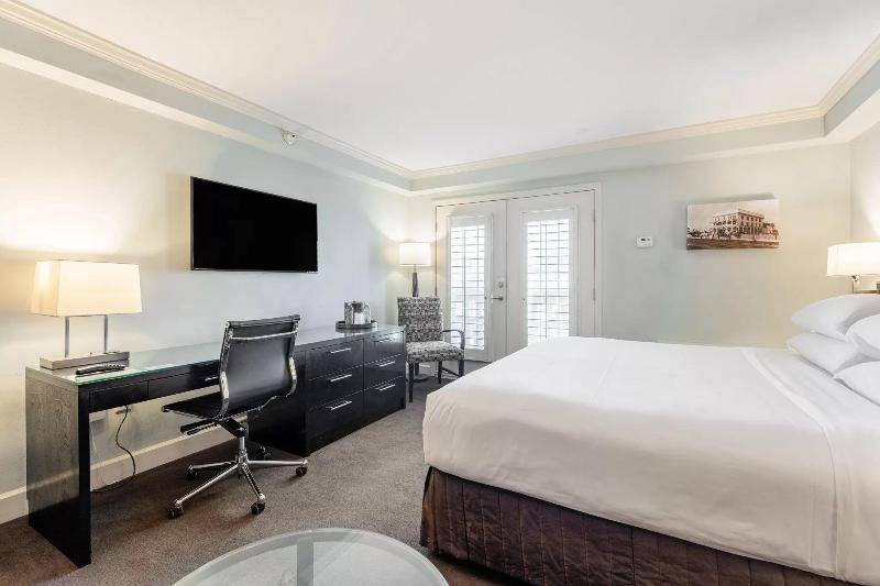 اتاق استاندارد با تخت بزرگ, Crowne Plaza Orlando Downtown, An Ihg