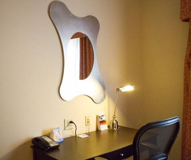 Engelliler için Çift Kişilik Yataklı Standart Oda, Holiday Inn Express & Suites Chattanooga Hixson, An Ihg