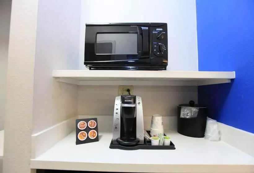 身障者適用ダブルベッド付きスタンダードルーム, Holiday Inn Express & Suites Chattanooga Hixson, An Ihg