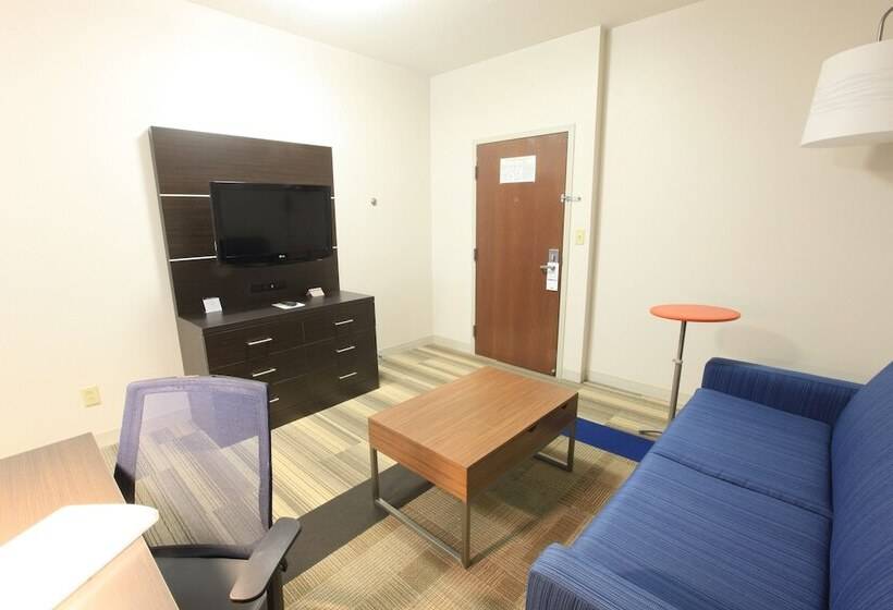 Engelliler için Süit, Holiday Inn Express & Suites Chattanooga Hixson, An Ihg
