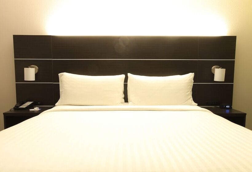 适合残疾人士使用的套间, Holiday Inn Express & Suites Chattanooga Hixson, An Ihg