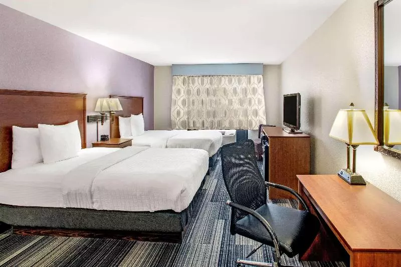キングサイズベッドのスタンダードルーム, Holiday Inn Express Boca Raton   West, An Ihg