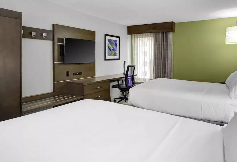 ２ダブルベッドのスタンダードルーム, Holiday Inn Express   Chester, An Ihg