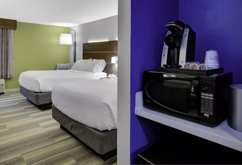 ２ダブルベッドのスタンダードルーム, Holiday Inn Express   Chester, An Ihg