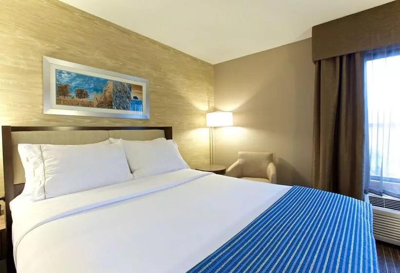 اتاق استاندارد, Holiday Inn Express Fargo   West Acres, An Ihg