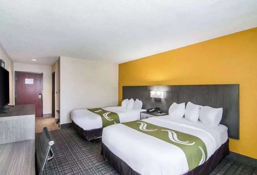 ２ダブルベッドのスタンダードルーム, Quality Inn Near University Of Mobile
