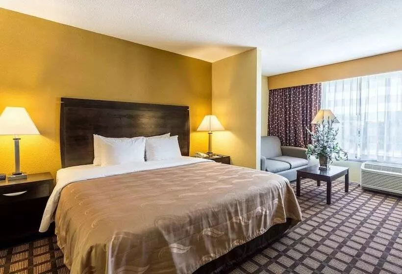 スイート, Quality Inn & Suites Baton Rouge West  Port Allen