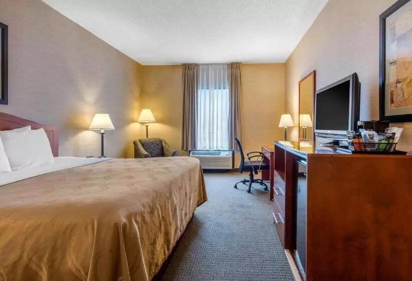 Standard-huone King-vuode, Quality Inn & Suites Benton Draffenville