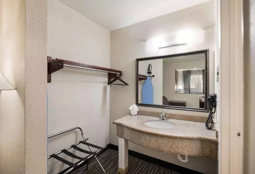 Standard-huone, Quality Inn & Suites Lufkin