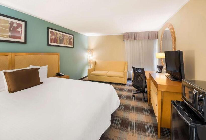 غرفة قياسية سرير كينج, Surestay Plus Hotel By Best Western Jasper