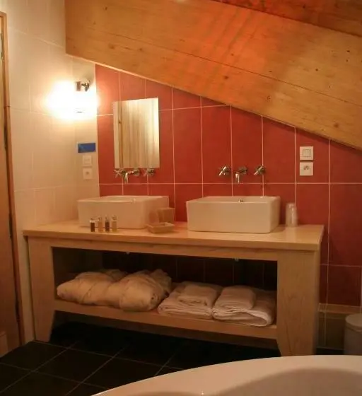 ペントハウスルーム, Chalet Matsuzaka   Chambres D Hôtes De Luxe
