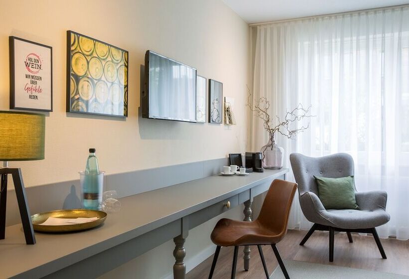 스탠다드 룸, Weinbek