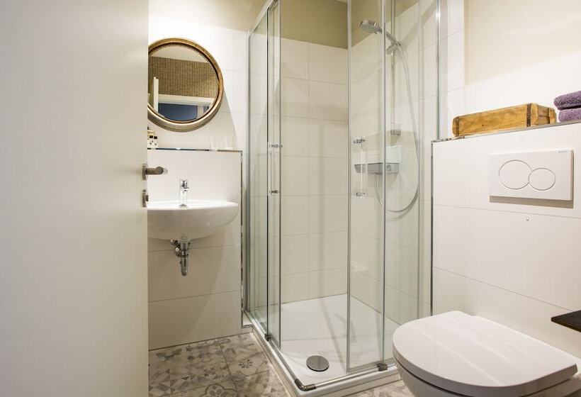 스탠다드 테라스 룸, Weinbek