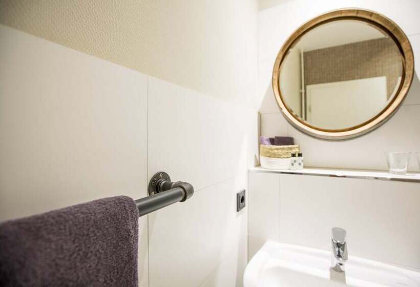 스탠다드 테라스 룸, Weinbek