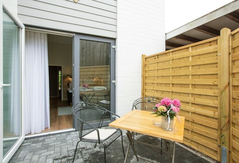 스탠다드 테라스 룸, Weinbek