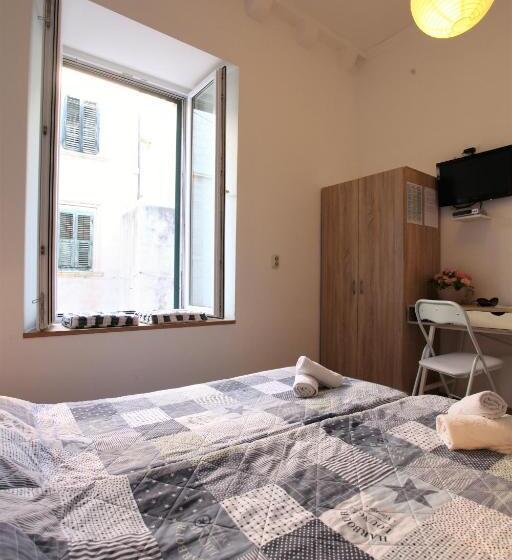 غرفة قياسية, The Heart Of Dubrovnik