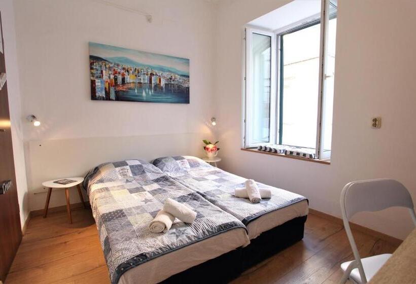 Номер Стандарт, The Heart Of Dubrovnik