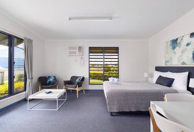 Хижина, Tin Can Bay S Sleepy Lagoon Motel