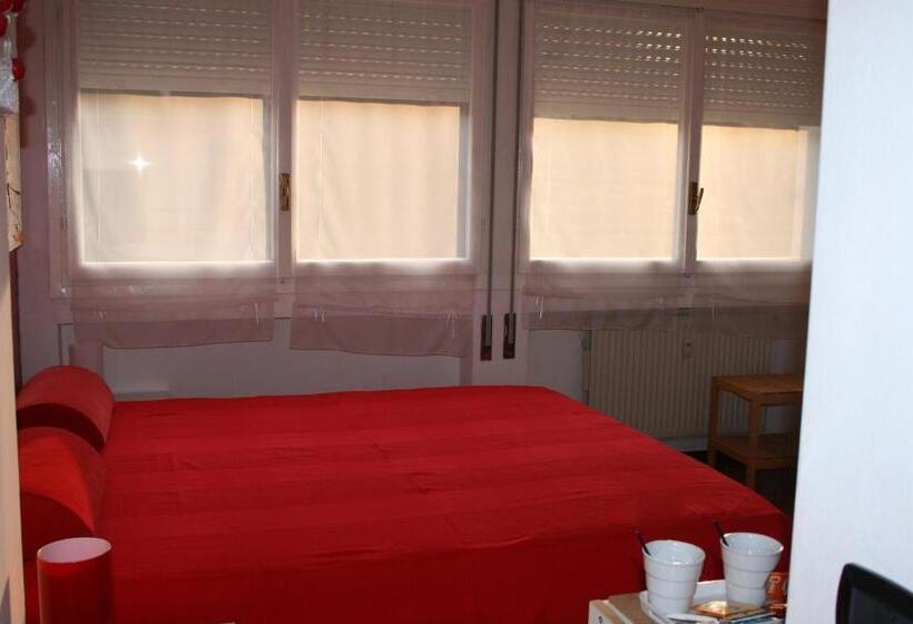 Номер Стандарт Вид на Сад, Bed & Breakfast Il Bolentino Varenna