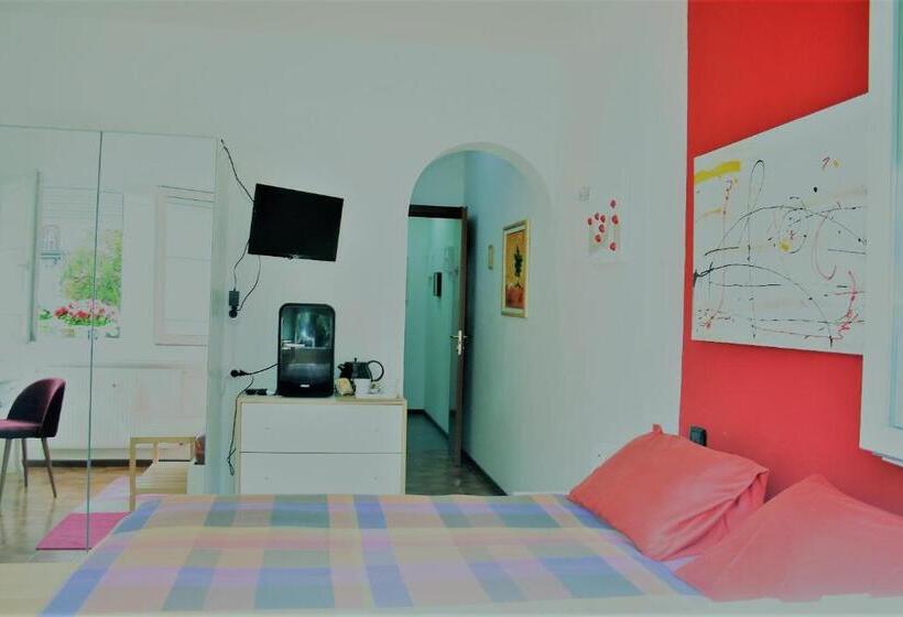 Номер Стандарт Вид на Сад, Bed & Breakfast Il Bolentino Varenna