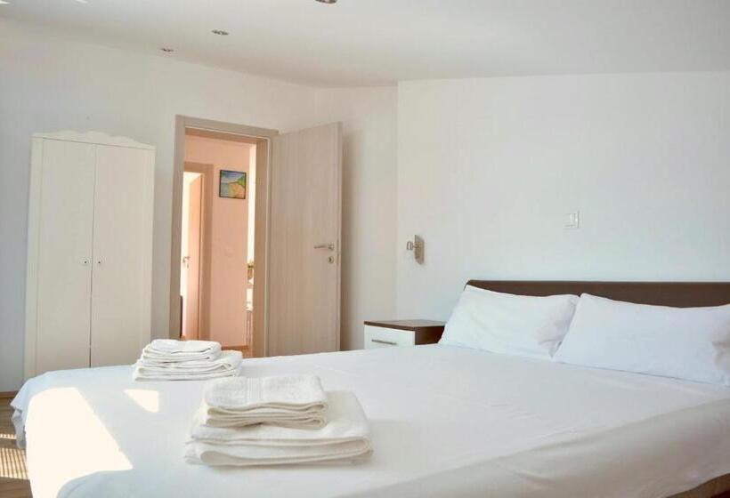 침실 2개 아파트, Apart Pansion Promajna