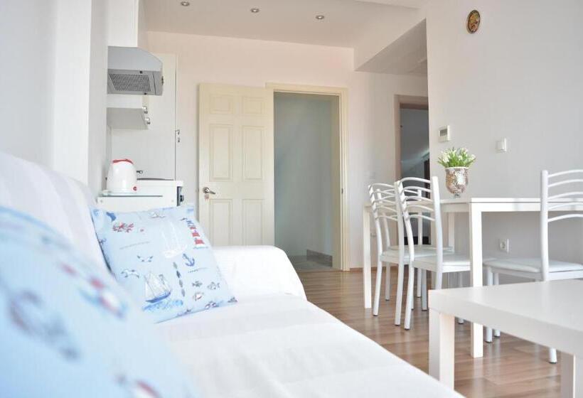 침실 2개 아파트, Apart Pansion Promajna