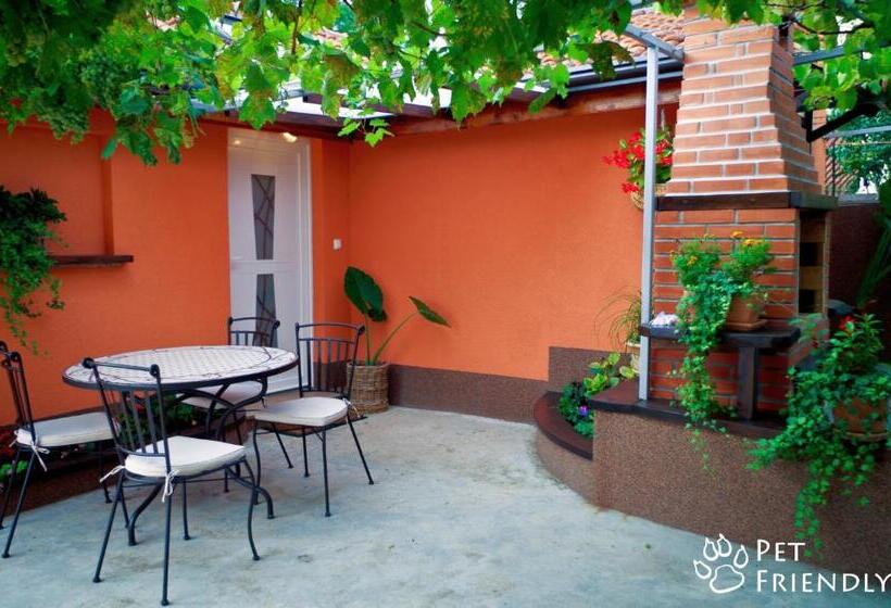 דירת חדר נוף לגינה, Garden House Matulji