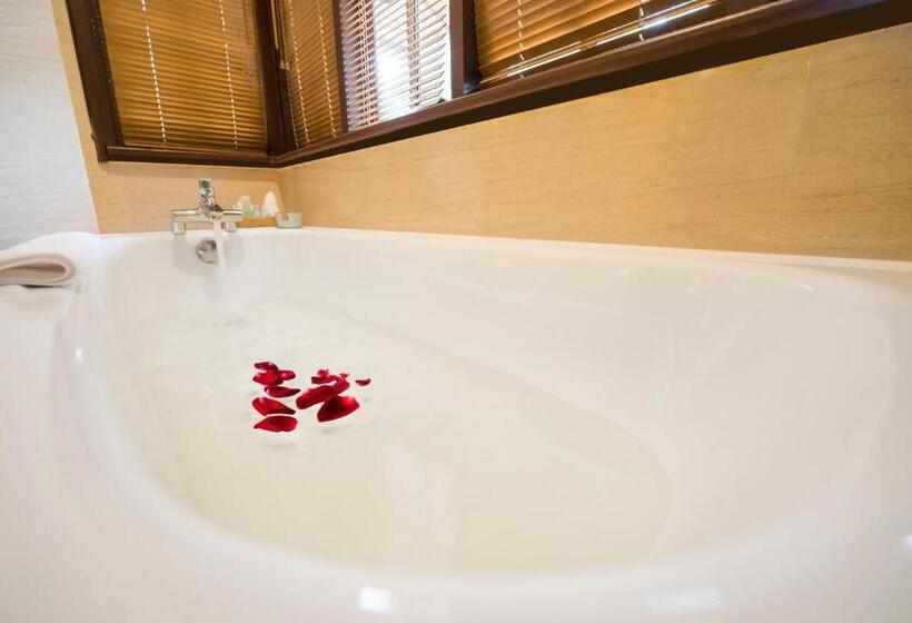 סוויטה, Sebana Cove Resort