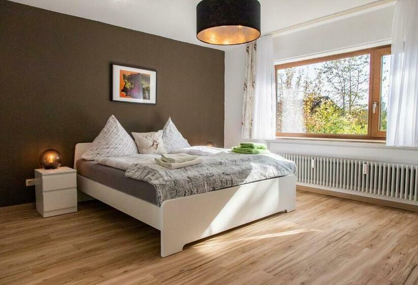 Студия Deluxe, Stuub Simonswinkel