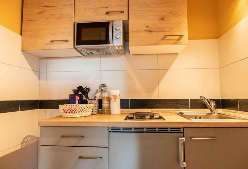 סטודיו דלוקס, Stuub Simonswinkel