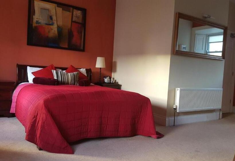 豪华房间, Skellys