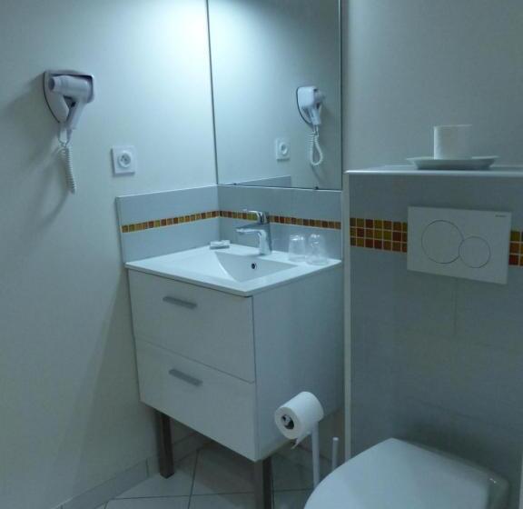 标准间, Au Clos De L Etang