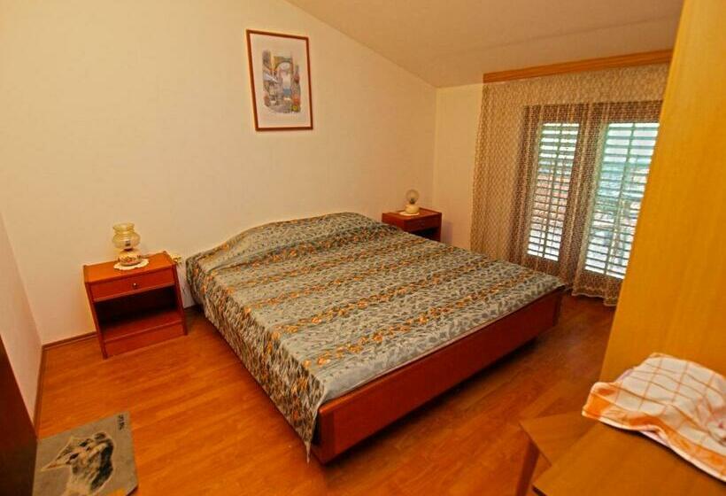 Номер Стандарт, Apartment Emilia 424