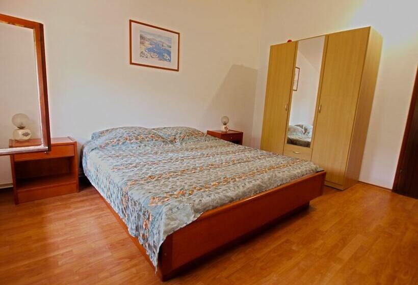 Апартаменты 1 Спальня, Apartment Emilia 424