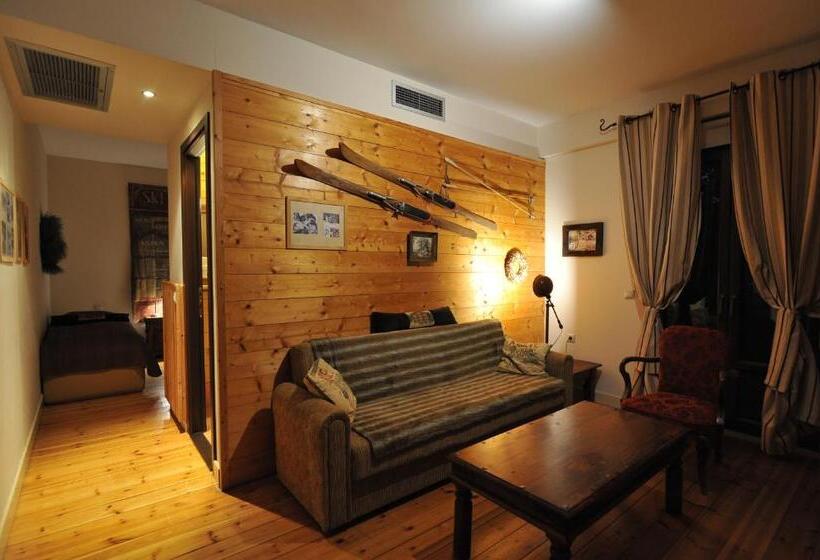 סוויטת ג'וניור, Vaela Hotel Cultural Resort