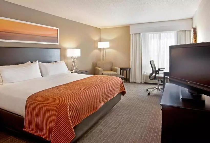 キングサイズベッドのスタンダードルーム, Holiday Inn Express Hotel & Suites Minneapolis   Minnetonka, An Ihg