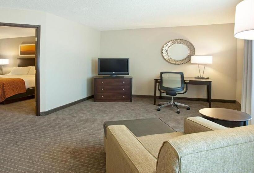 جناح لذوى الاحتياجات الخاصة, Holiday Inn Express Hotel & Suites Minneapolis   Minnetonka, An Ihg