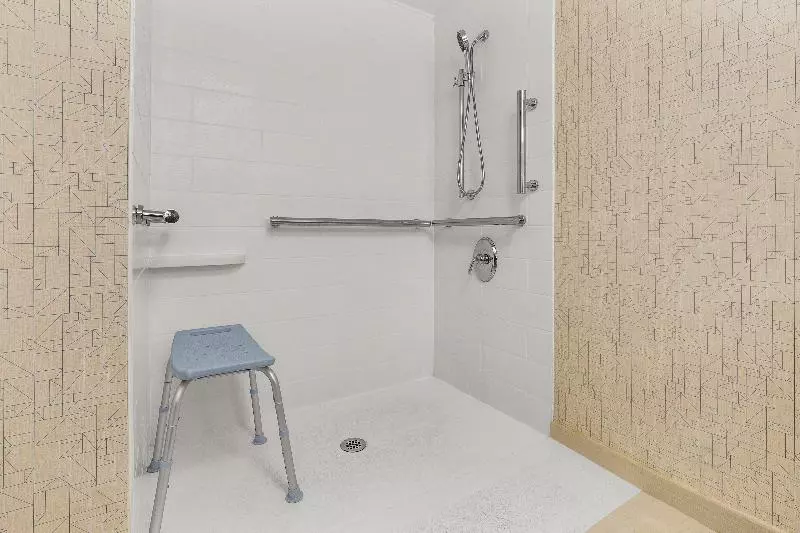 キングサイズベッドのスイートルーム, Holiday Inn Express & Suites Tacoma, An Ihg