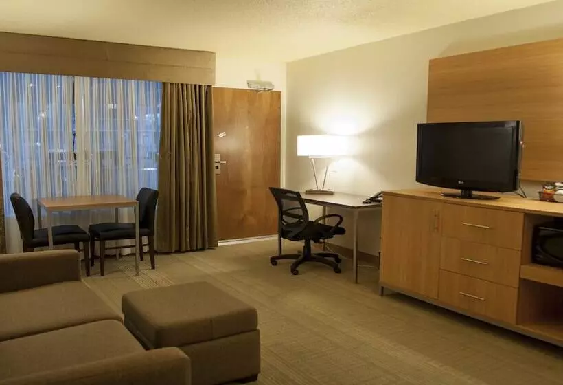 スイート, Holiday Inn Spearfish Convention Center, An Ihg