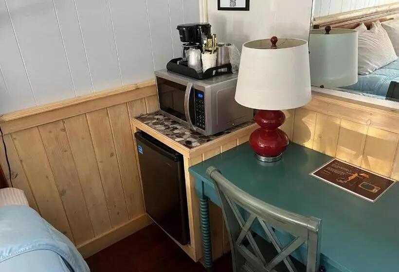 キングサイズベッドのスタンダードルーム, Homestead Inn   Blowing Rock